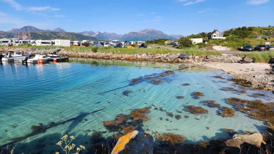 Tromsø: Sommaroy Fjord Tour with Lunch Option & Midnight Sun - Sommarøy Island Lunch Time: Fuel and Photo Opportunity
