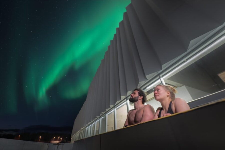 Tromsø: Spa/Pool with Bath, Sauna and Outdoor Heated Pool - Sauna, Steam, and Cold Plunge: Nordic Bathing Without the Fancy Extras