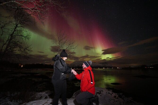 Watching The Aurora Dance - Meeting at SkirriKystens Mathus and the simple rhythm of the trip